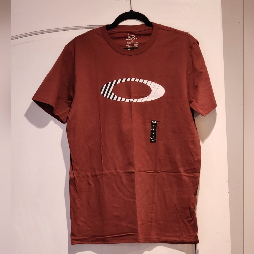 Oakley Men's Shirt